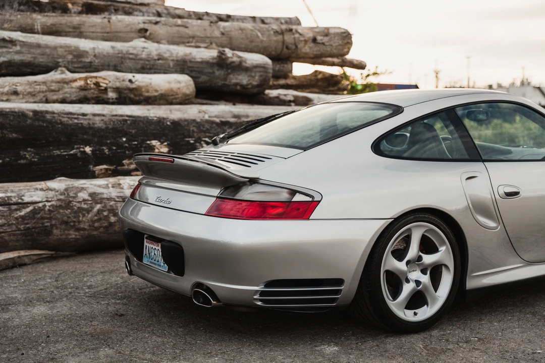 2001 Porsche 996 Turbo - Image 28 of 31