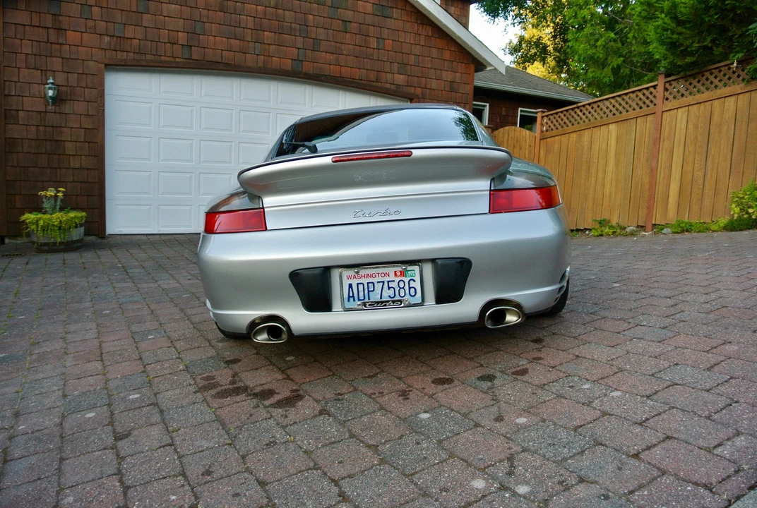 2001 Porsche 996 Turbo - Image 11 of 31