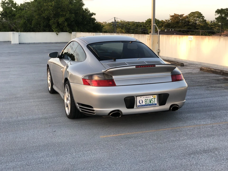 2001 Porsche 996 Turbo - Image 10 of 31