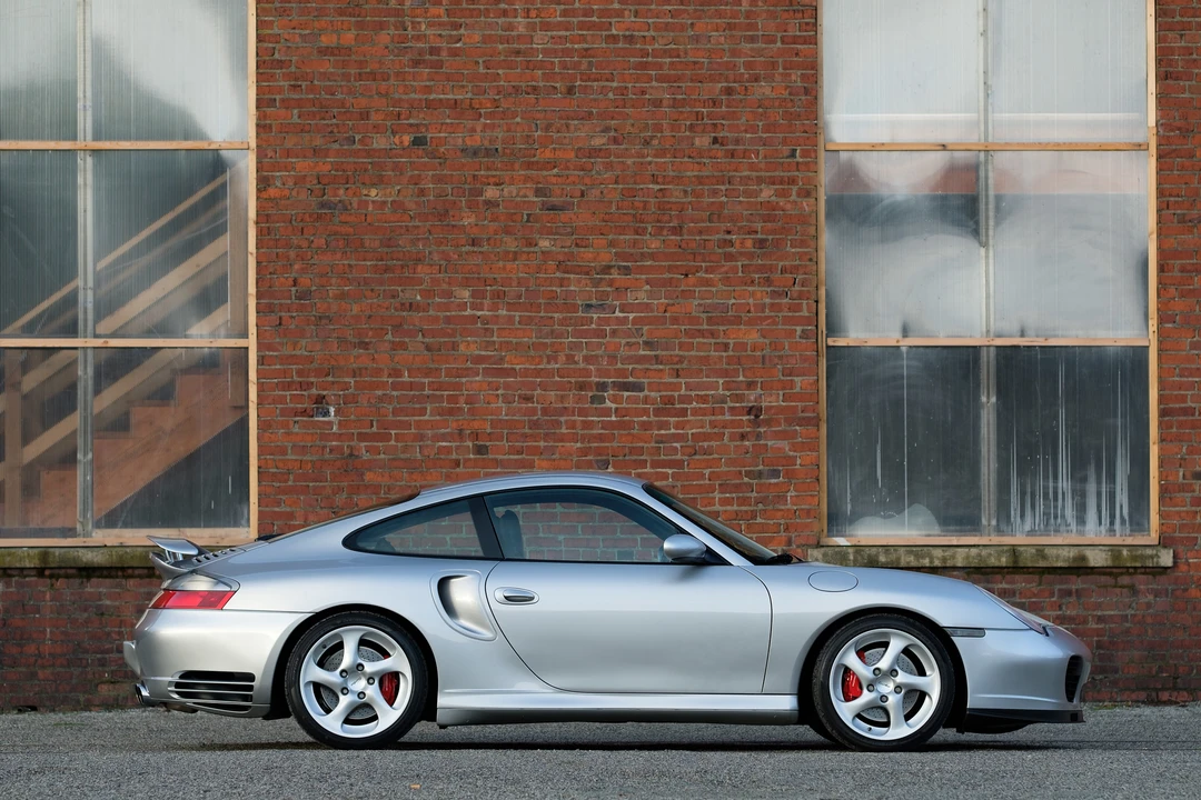 2001 Porsche 996 Turbo - Image 7 of 31