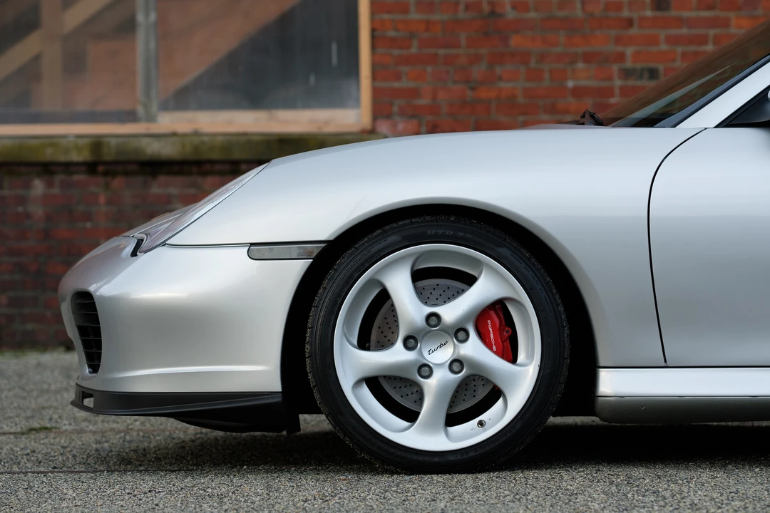 2001 Porsche 996 Turbo - Image 19 of 31
