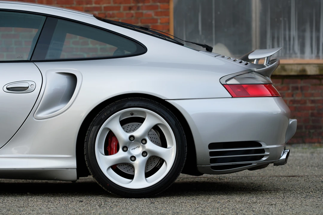 2001 Porsche 996 Turbo - Image 20 of 31