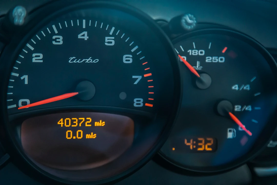 2001 Porsche 996 Turbo - Image 25 of 31