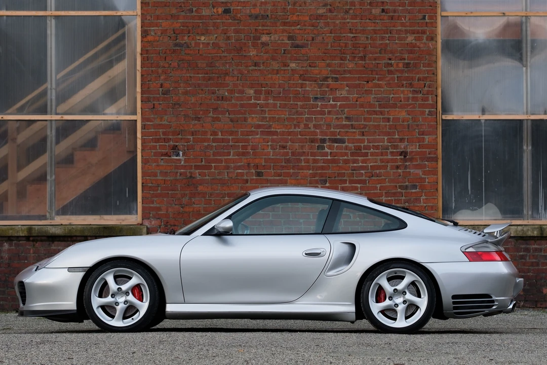2001 Porsche 996 Turbo - Image 2 of 31