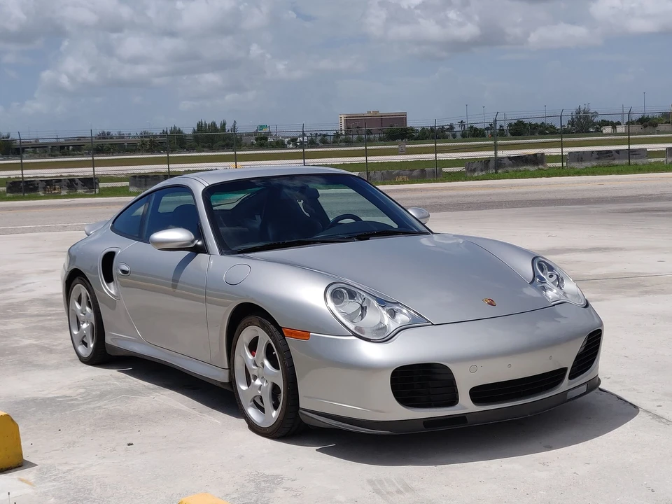 2001 Porsche 996 Turbo - Image 23 of 31