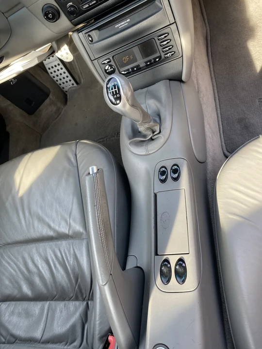 2001 Porsche 996 Turbo - Image 24 of 31