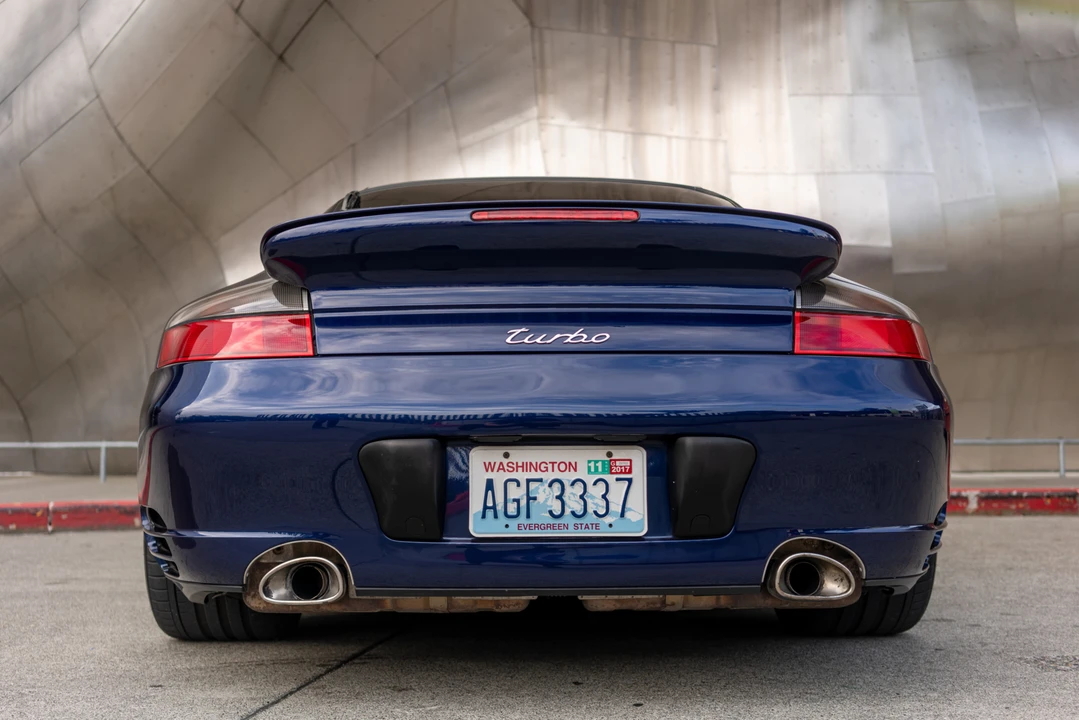 2001 Porsche 996 Turbo - Image 14 of 31