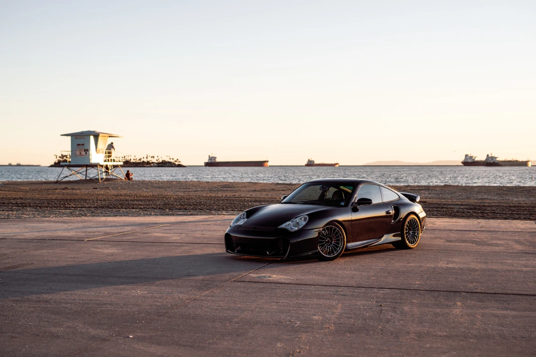2001 Porsche 996 Turbo - Image 6 of 31