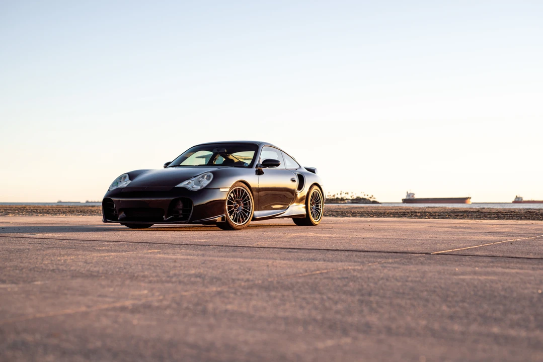 2001 Porsche 996 Turbo - Image 8 of 31
