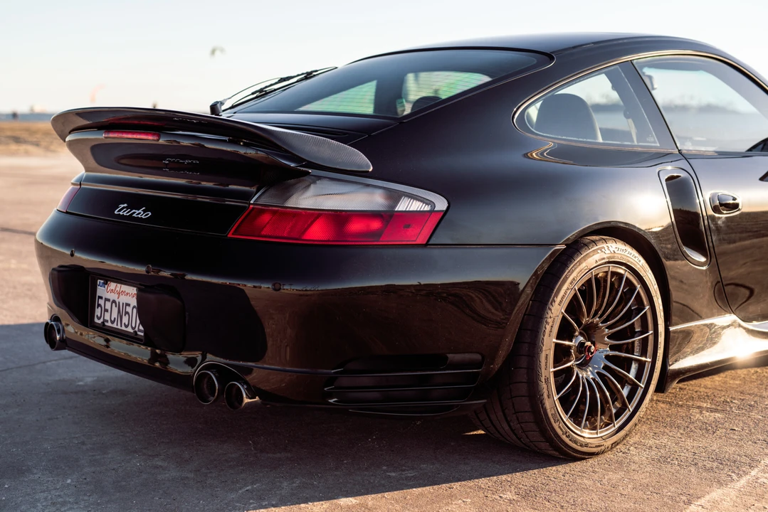 2001 Porsche 996 Turbo - Image 22 of 31