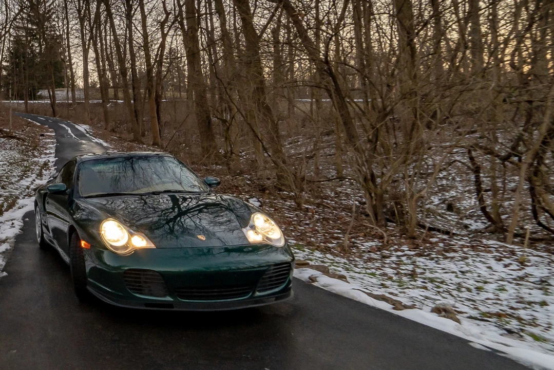 2001 Porsche 996 Turbo - Image 28 of 31
