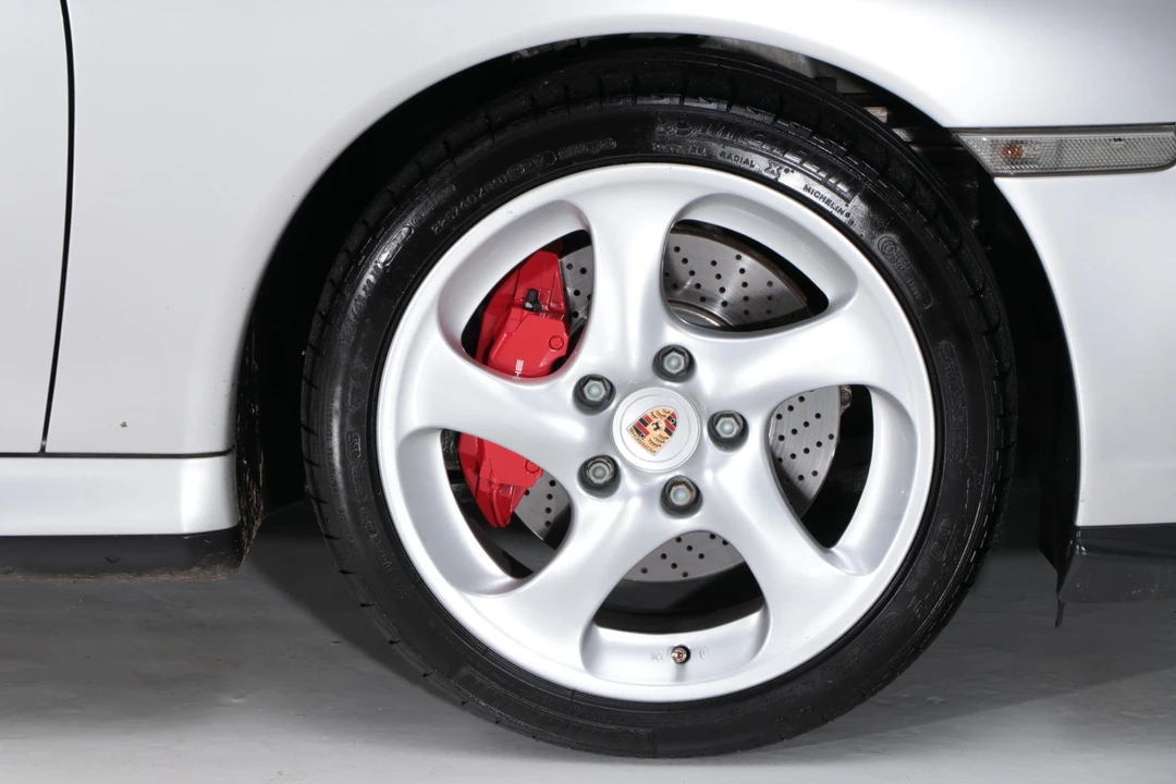 2001 Porsche 996 Turbo - Image 23 of 31