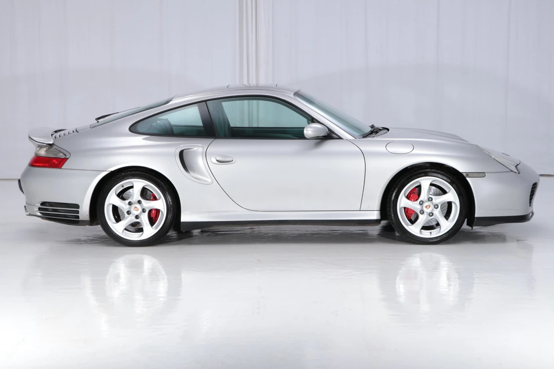 2001 Porsche 996 Turbo - Image 8 of 31