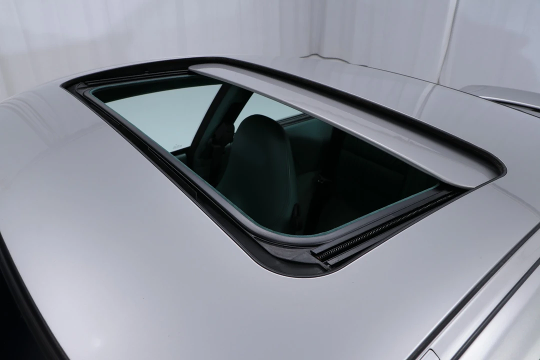 2001 Porsche 996 Turbo - Image 17 of 31