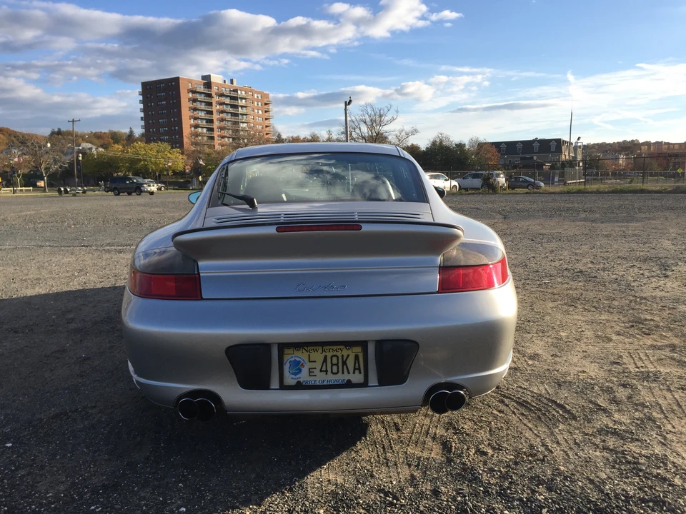 2001 Porsche 996 Turbo - Image 29 of 31