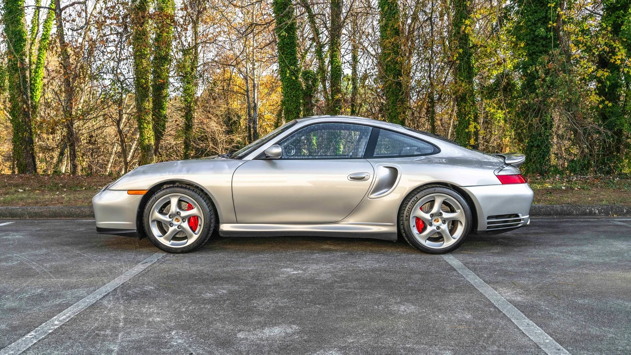 2001 Porsche 996 Turbo - Image 8 of 31