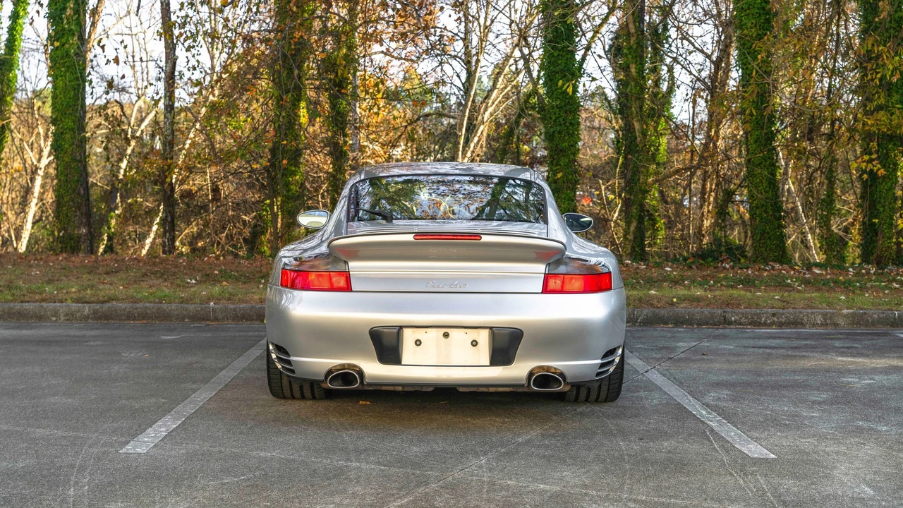 2001 Porsche 996 Turbo - Image 13 of 31