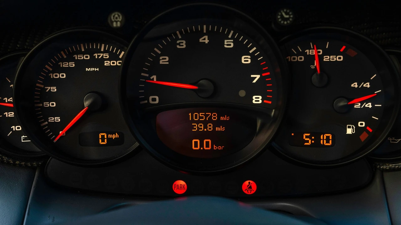 2001 Porsche 996 Turbo - Image 27 of 31