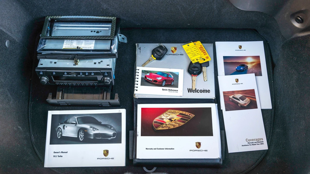 2001 Porsche 996 Turbo - Image 30 of 31