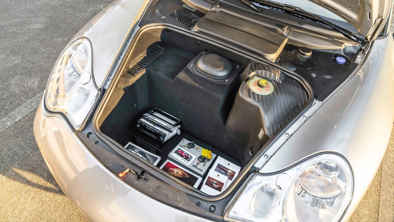 2001 Porsche 996 Turbo - Image 29 of 31