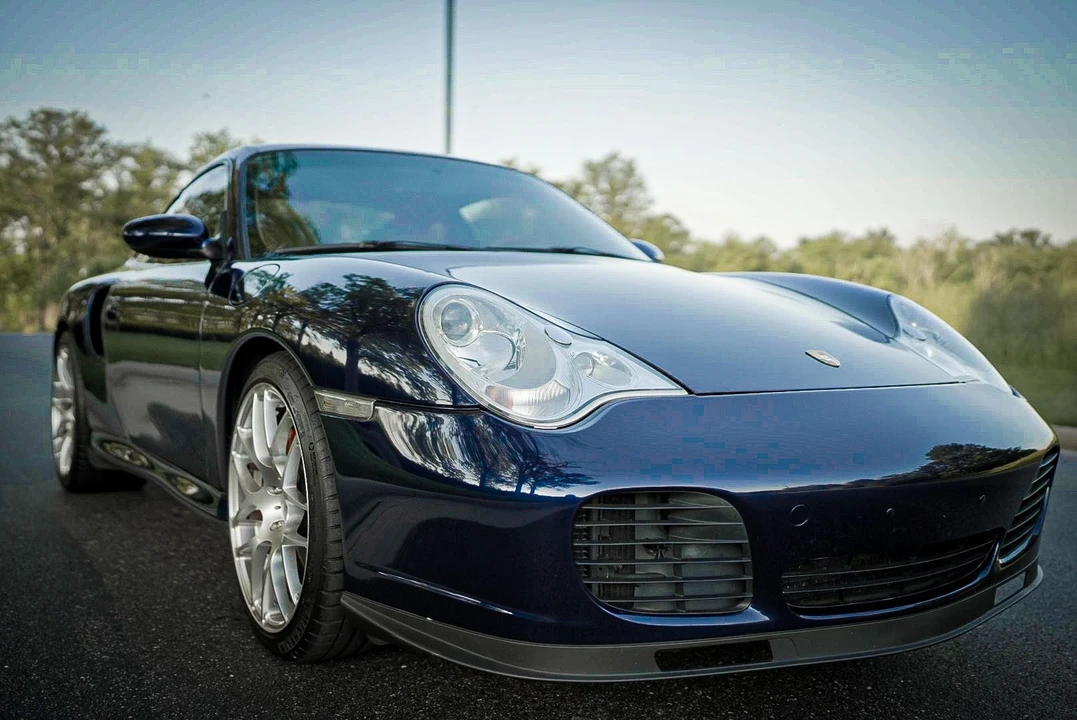 2001 Porsche 996 Turbo - Image 8 of 27