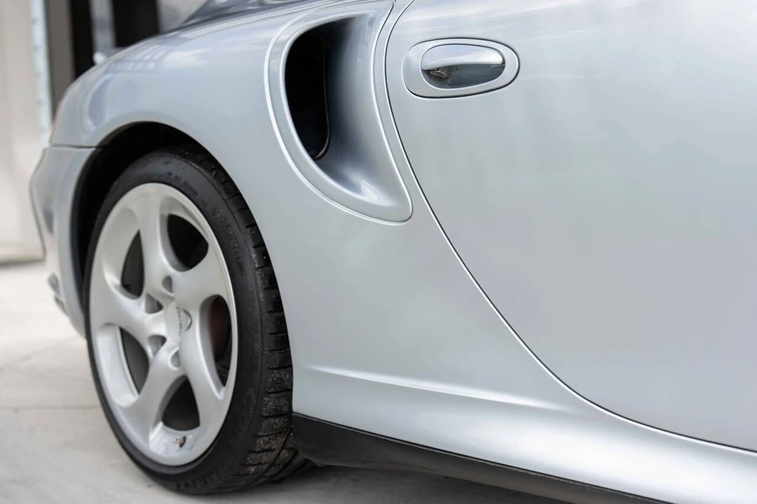 2001 Porsche 996 Turbo - Image 26 of 31
