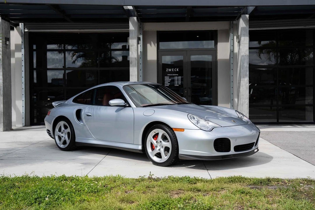 2001 Porsche 996 Turbo - Image 9 of 31