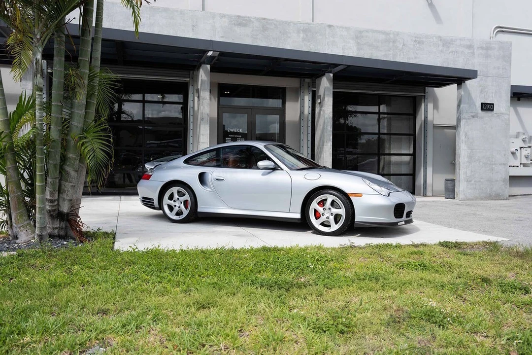 2001 Porsche 996 Turbo - Image 10 of 31