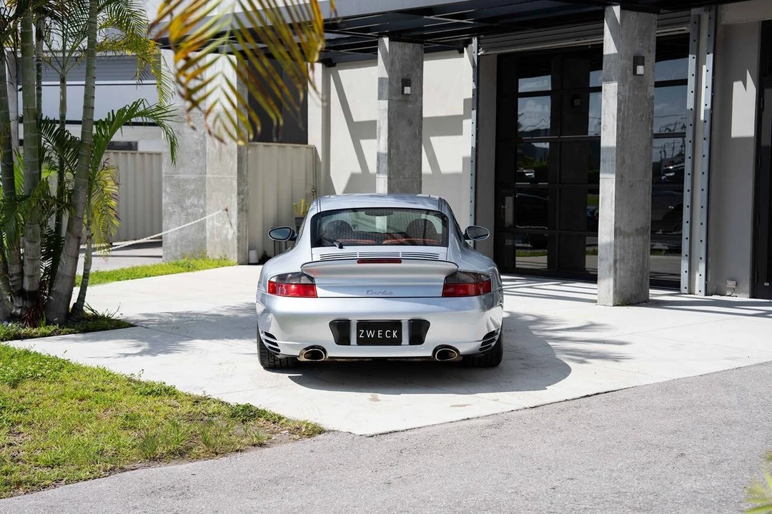 2001 Porsche 996 Turbo - Image 12 of 31