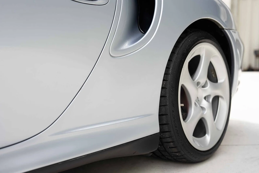 2001 Porsche 996 Turbo - Image 24 of 31