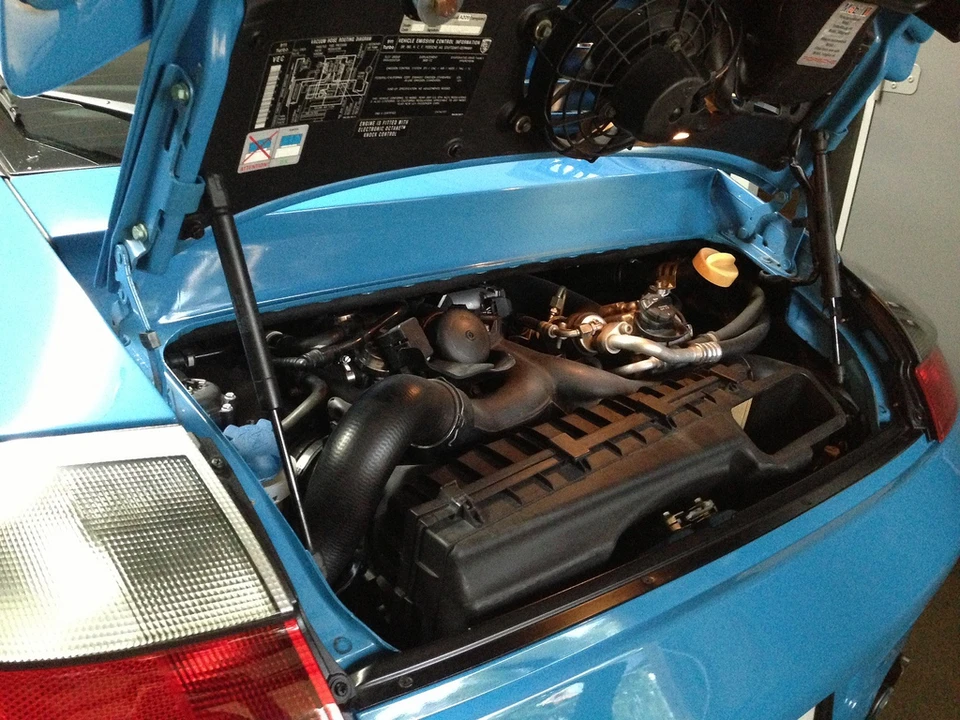 2001 Porsche 996 Turbo - Image 13 of 28