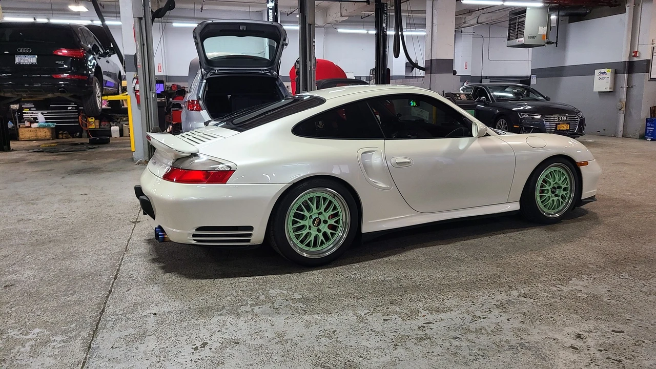 2001 Porsche 996 Turbo - Image 3 of 12