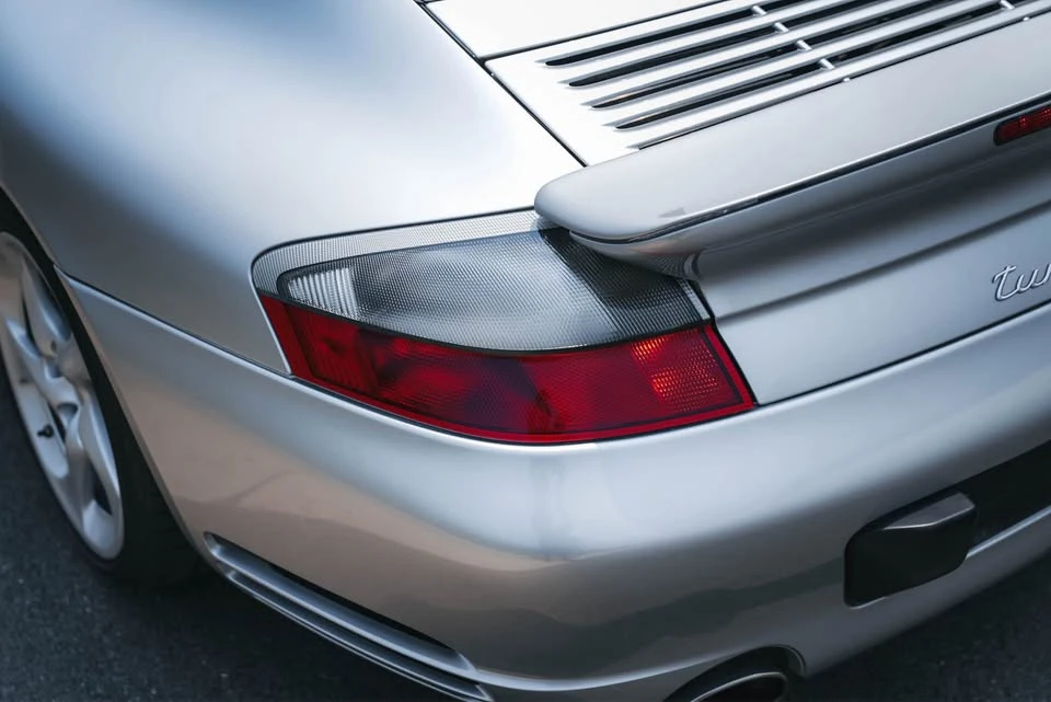2001 Porsche 996 Turbo - Image 9 of 20