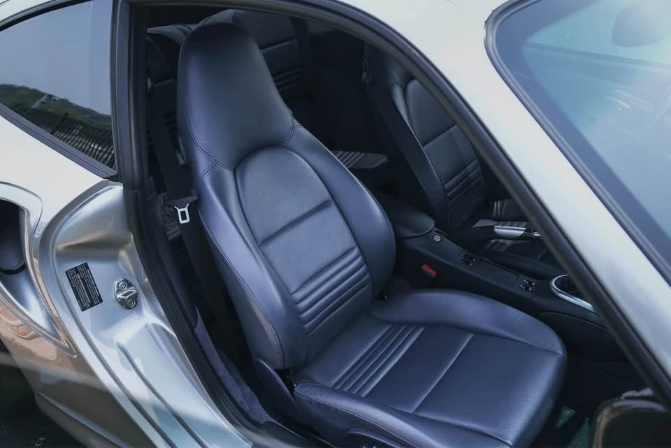 2001 Porsche 996 Turbo - Image 18 of 20