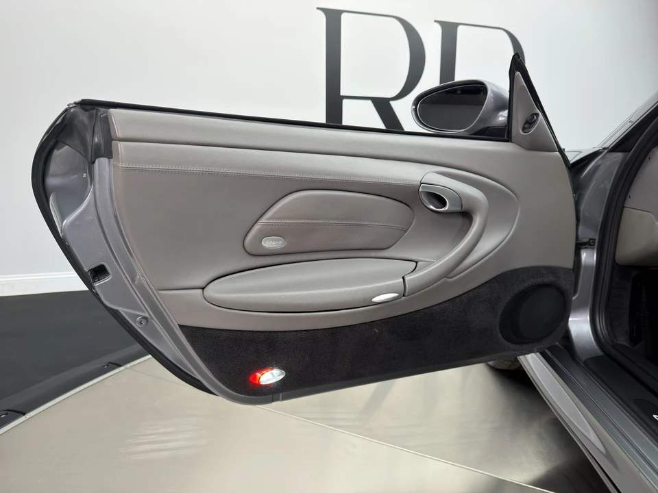 2001 Porsche 996 Turbo - Image 14 of 23
