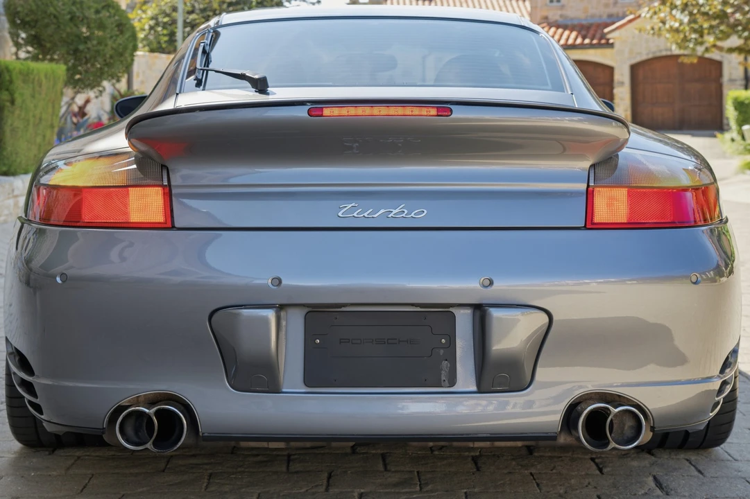 2001 Porsche 996 Turbo - Image 8 of 24