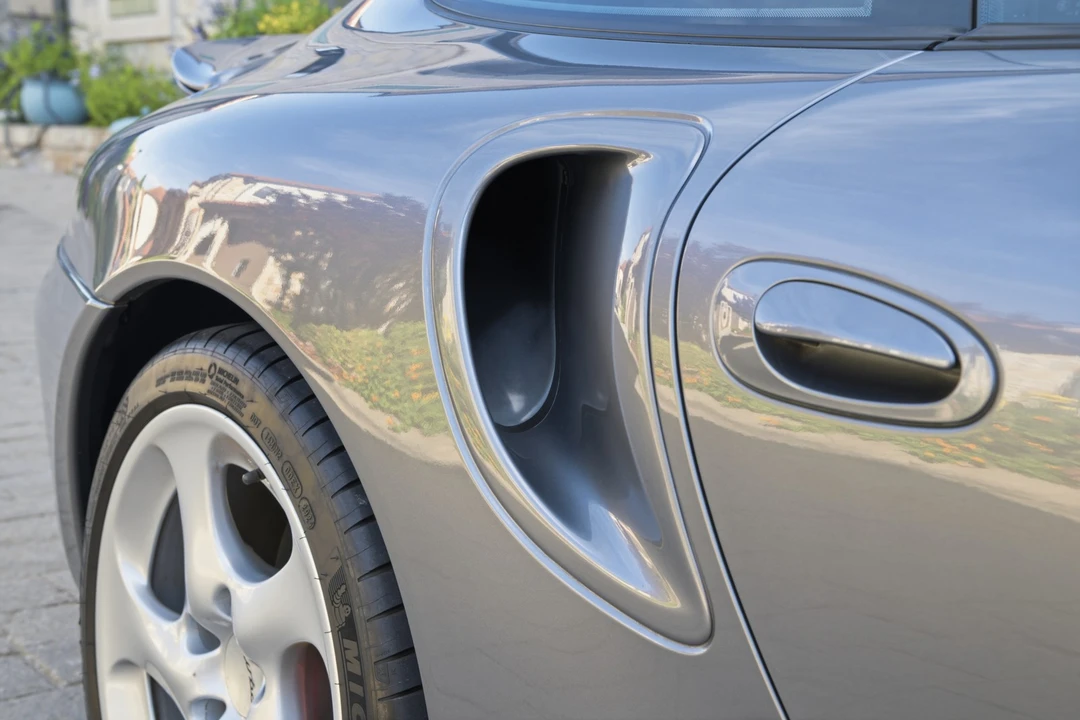 2001 Porsche 996 Turbo - Image 22 of 24
