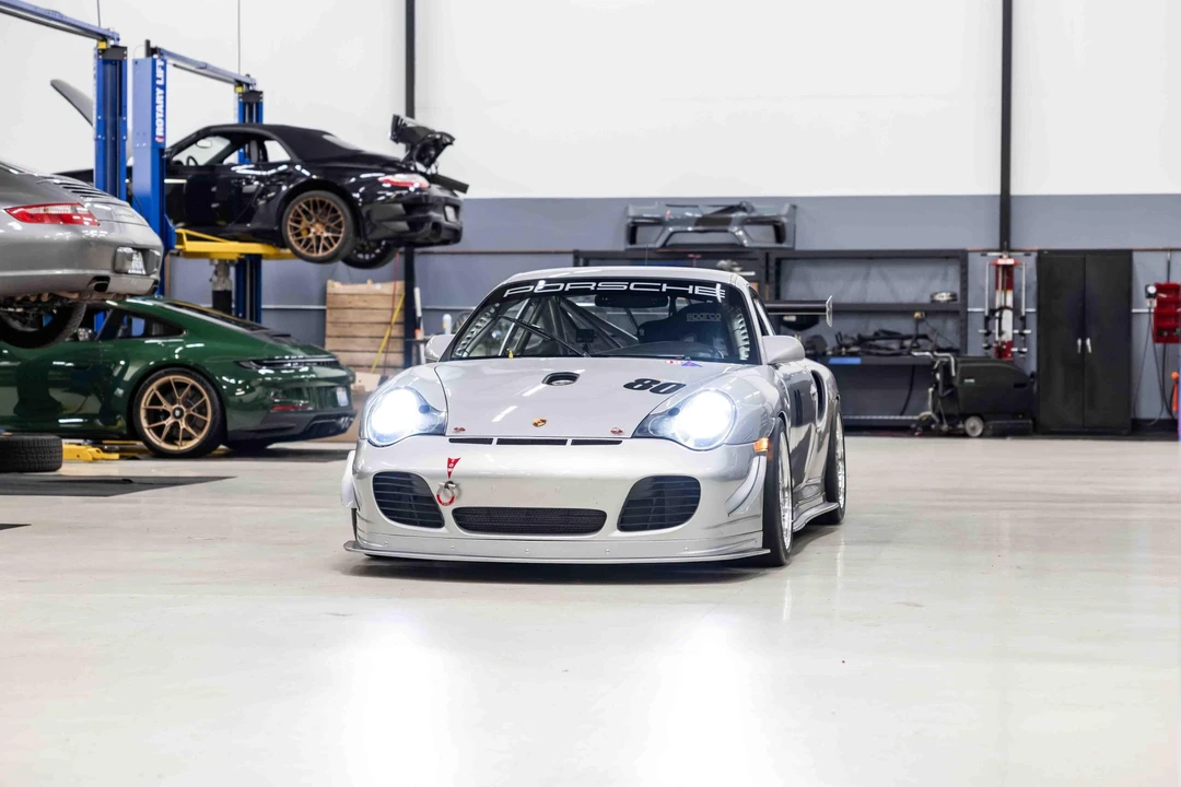 2001 Porsche 996 Turbo - Image 7 of 31