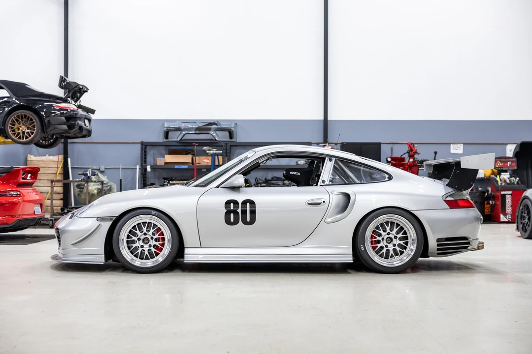 2001 Porsche 996 Turbo - Image 24 of 31