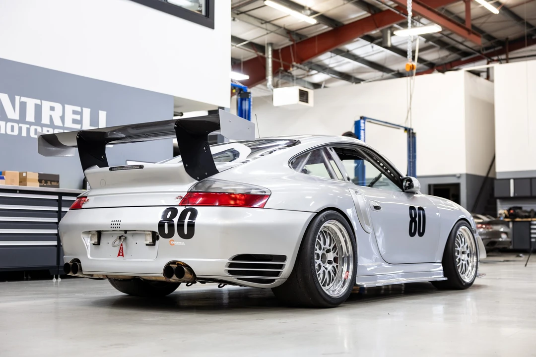 2001 Porsche 996 Turbo - Image 16 of 31