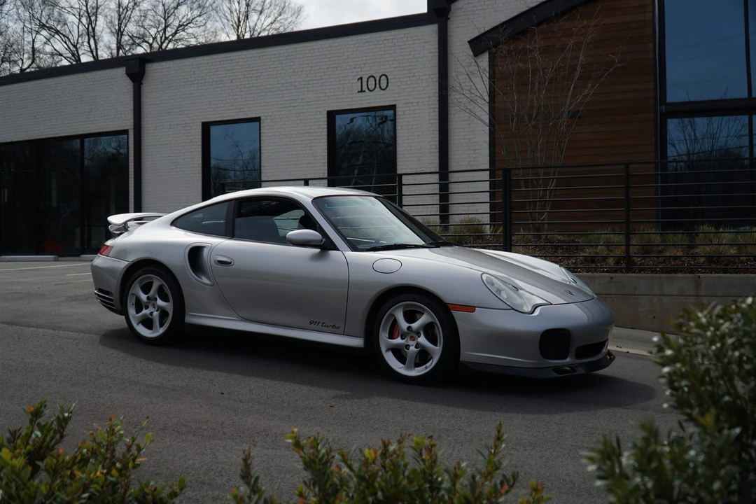 2001 Porsche 996 Turbo - Image 14 of 31