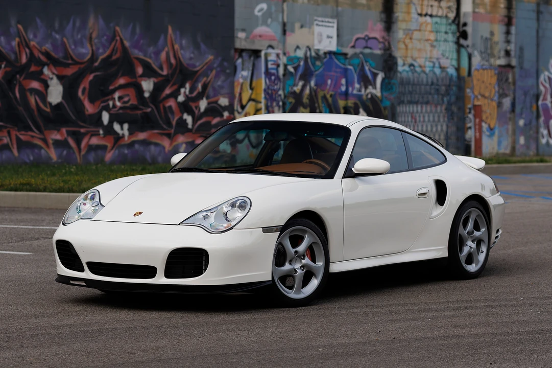 2001 Porsche 996 Turbo - Image 2 of 31
