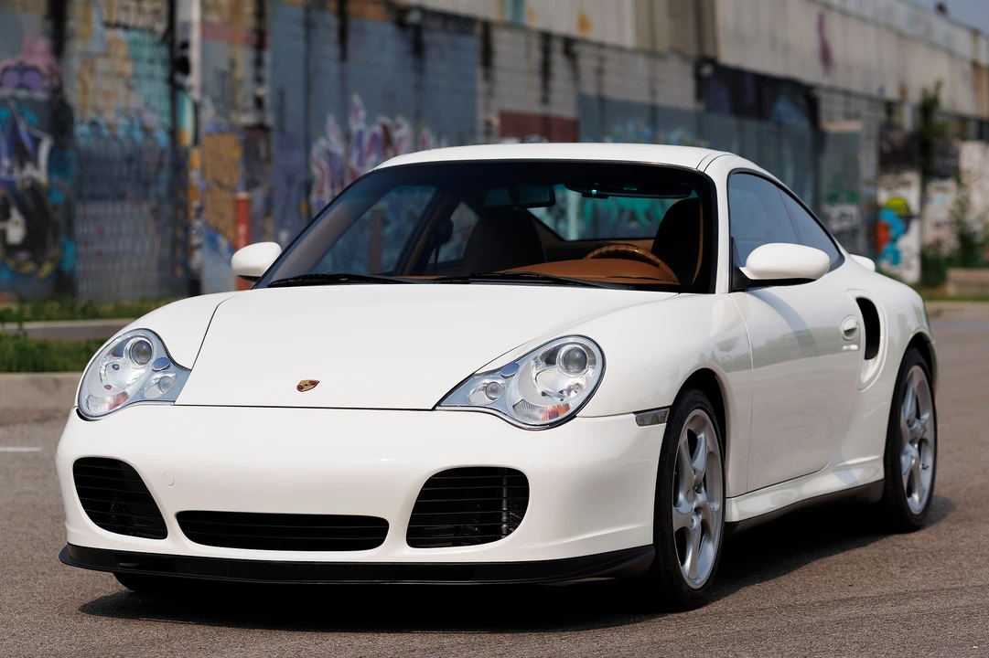2001 Porsche 996 Turbo - Image 11 of 31