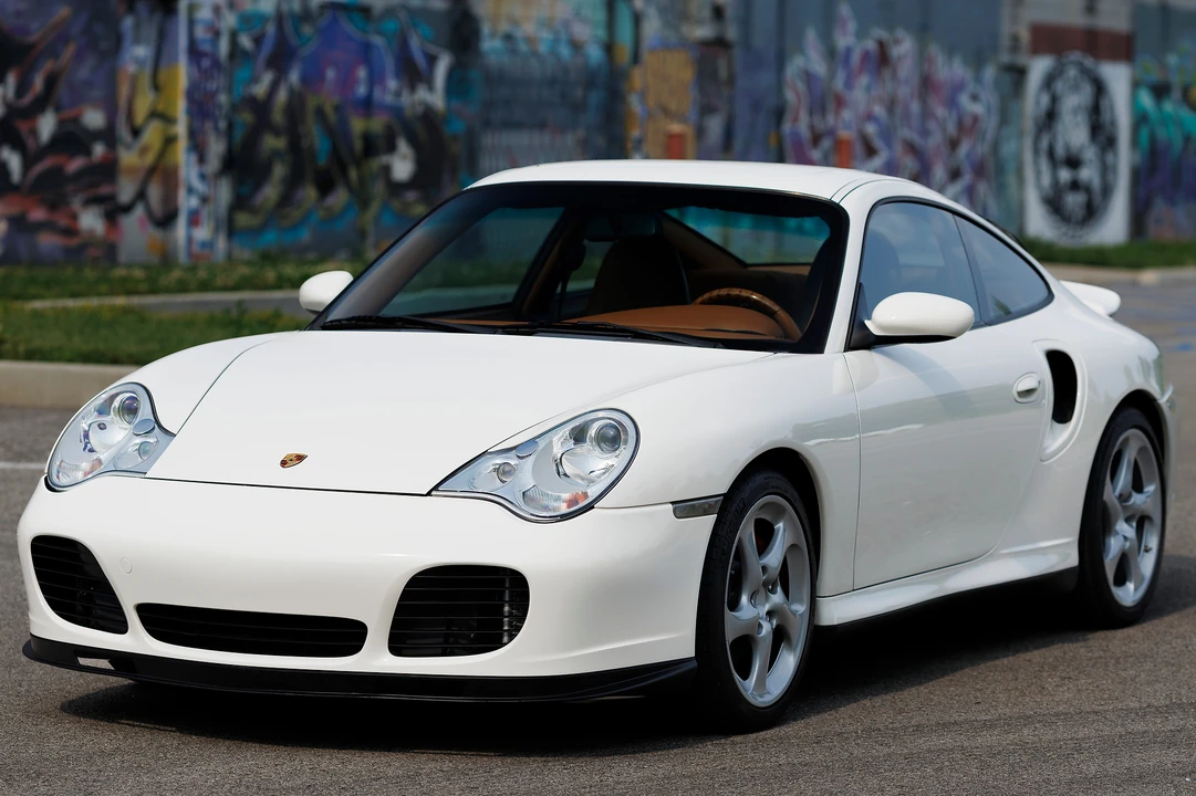2001 Porsche 996 Turbo - Image 9 of 31