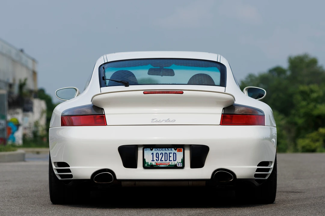 2001 Porsche 996 Turbo - Image 28 of 31