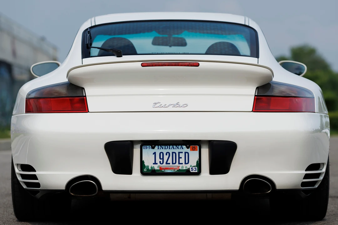 2001 Porsche 996 Turbo - Image 27 of 31