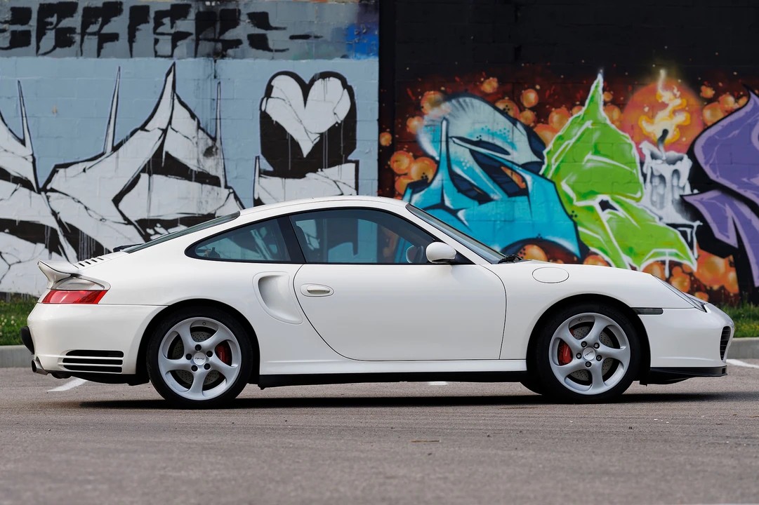 2001 Porsche 996 Turbo - Image 21 of 31