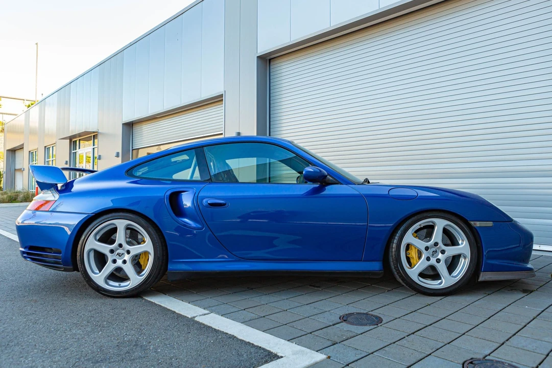 2001 Porsche 996 Turbo - Image 5 of 31