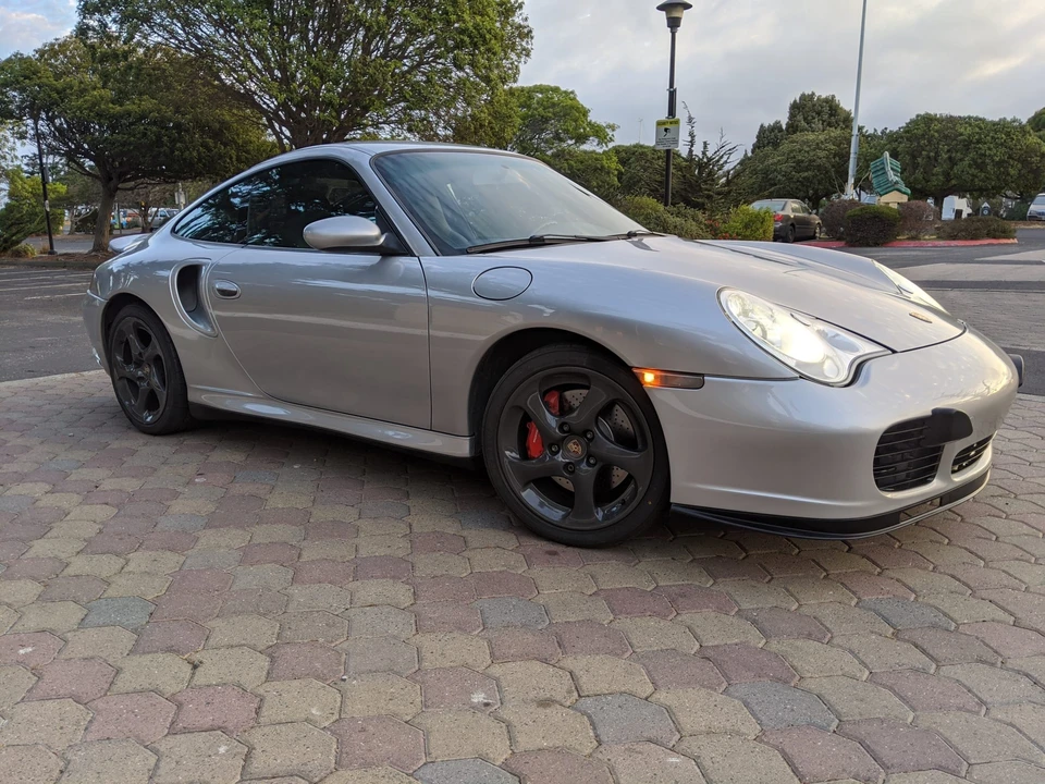 2001 Porsche 996 Turbo - Image 14 of 31