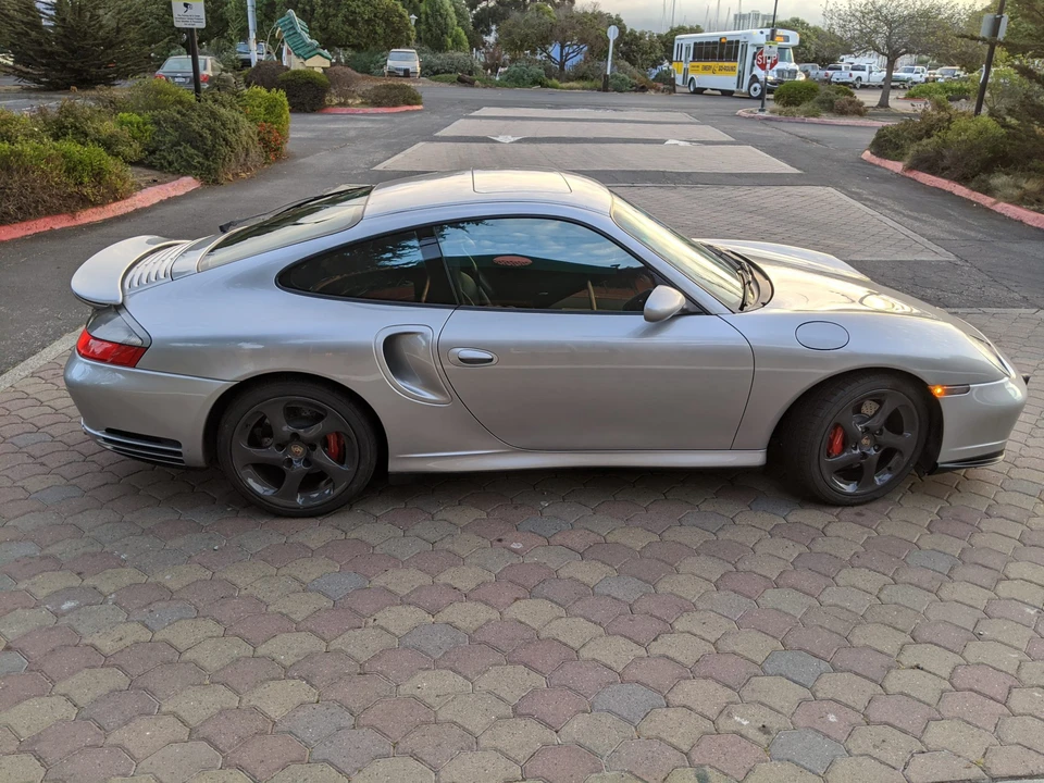 2001 Porsche 996 Turbo - Image 12 of 31